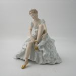 436 6707 FIGURINE